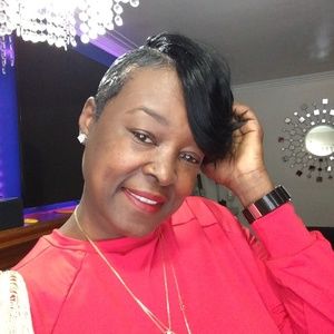 Meet your Posher, Maylena